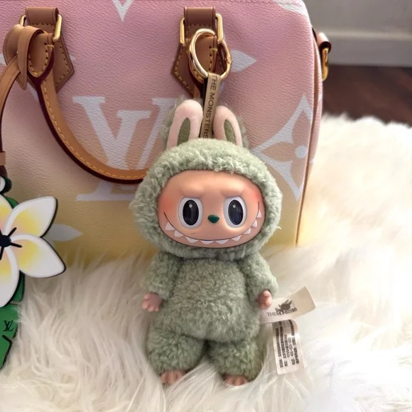 POP MART Labubu Exciting Macaron Green Grape Open Box - Picture 3 of 5